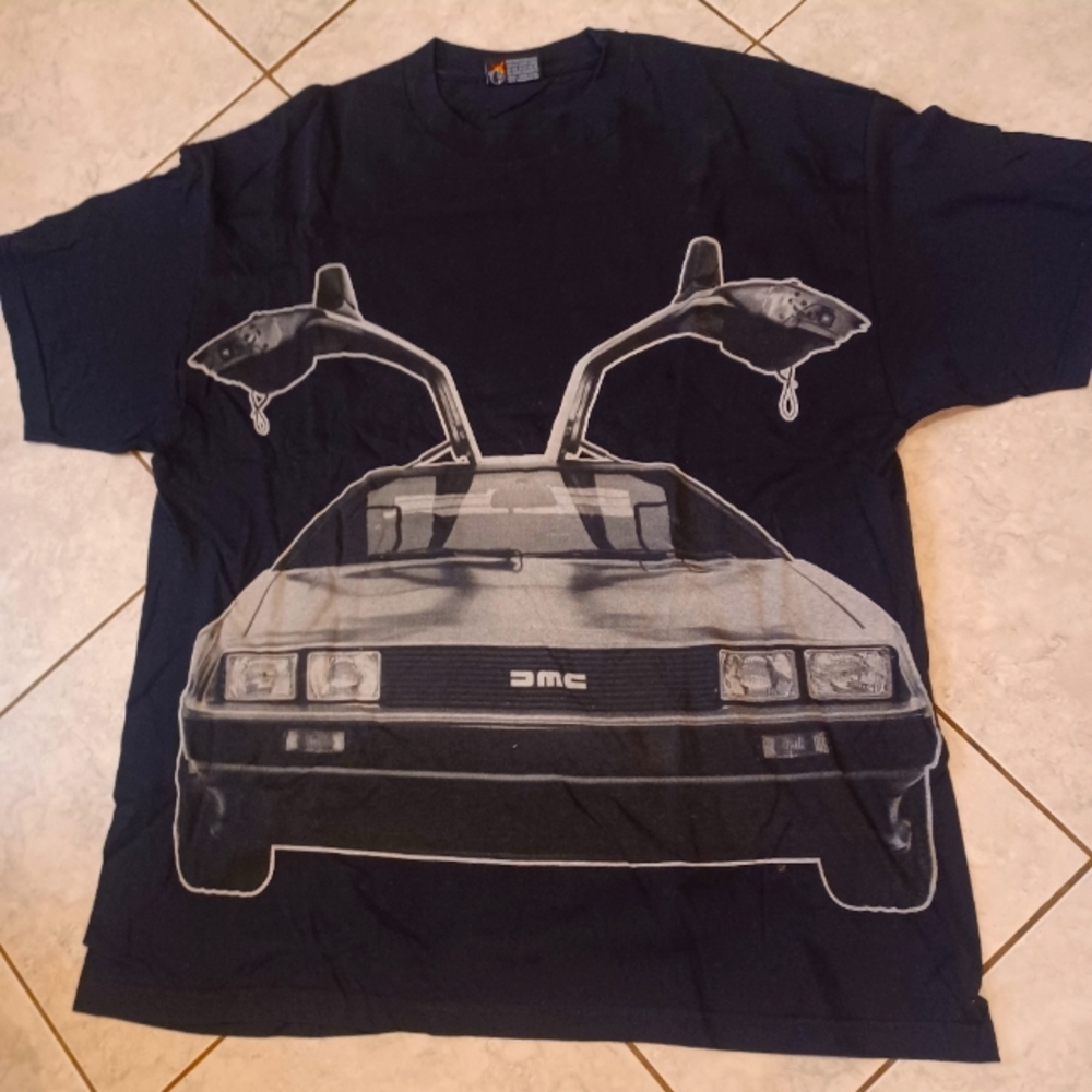 The hundreds DeLorean dmc t shirt sz.xxl